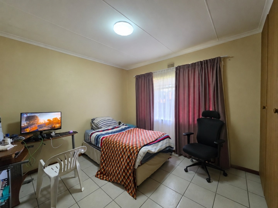 3 Bedroom Property for Sale in Vaalpark Free State